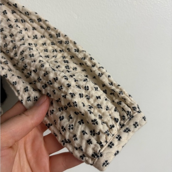 Zara Cream Floral Longsleeve dress with Black Vest 12-18 months - Picture 2 of 6